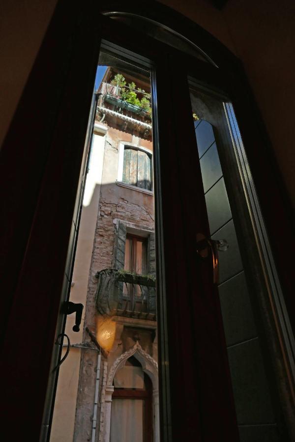 Ecco Suites Apartments Venezia Eksteriør bilde